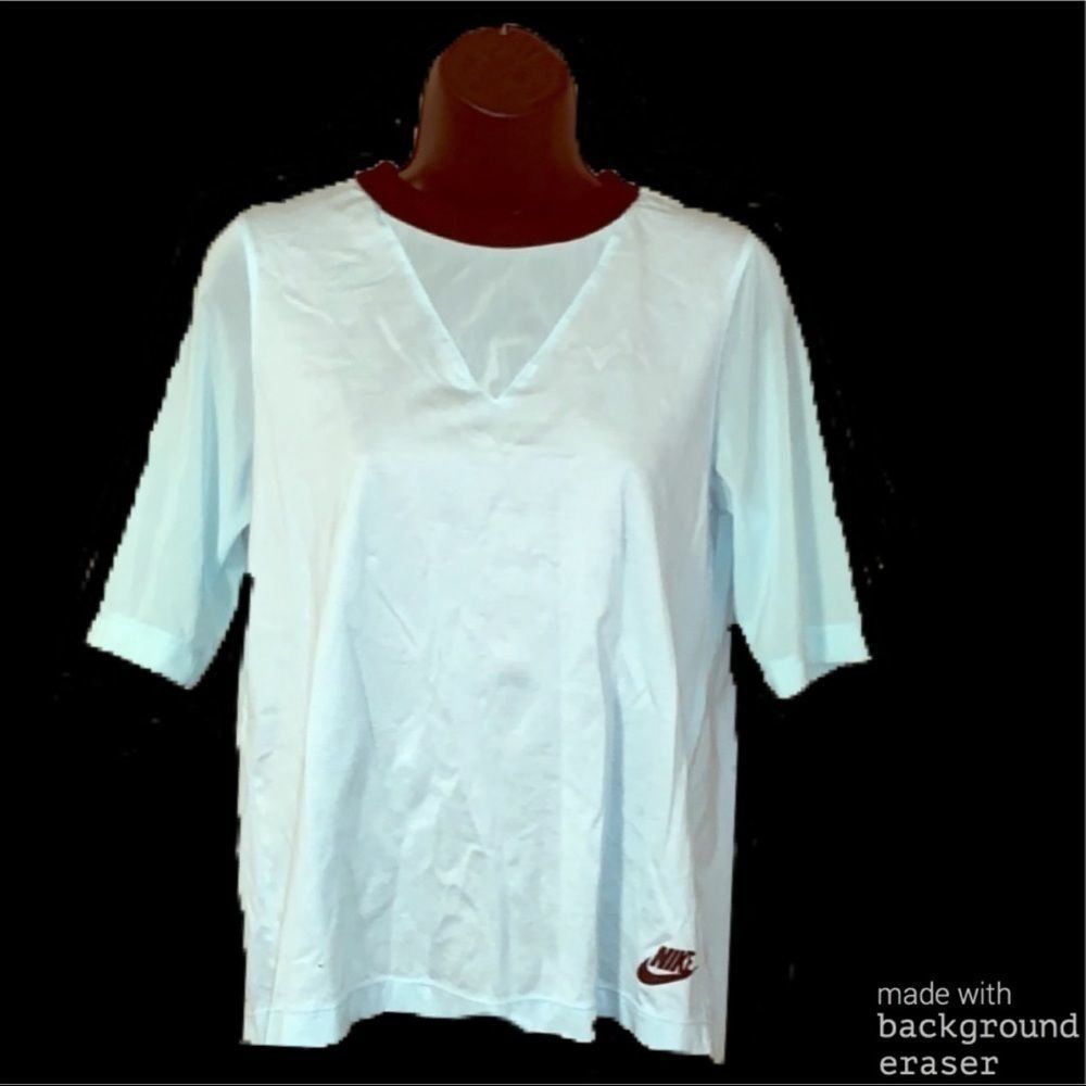 Nike tee